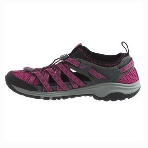 Chaco Outcross Purple Black Walking Hiking Water Shoes